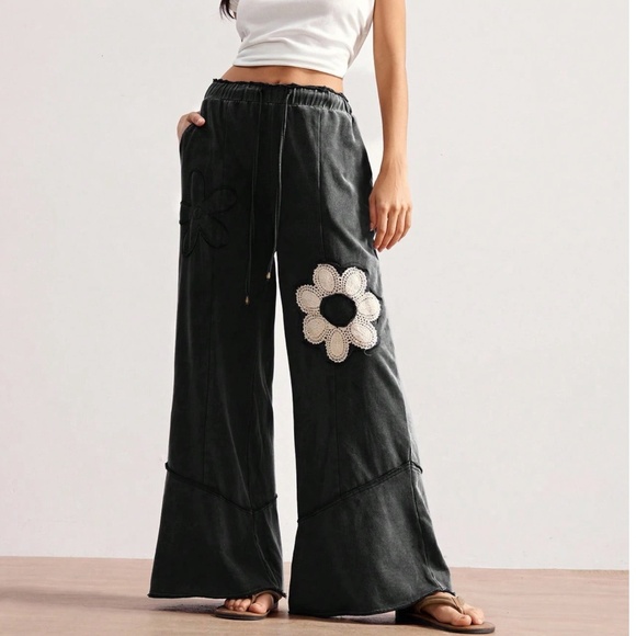 Solid Black Mineral Wash Stretchy Waist Flower Patch Wide Leg Pants - Picture 4 of 8